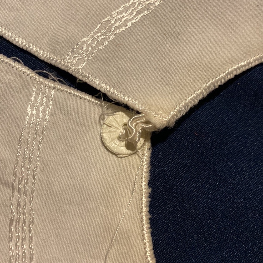 Embroidered collar - Picture 4 of 5